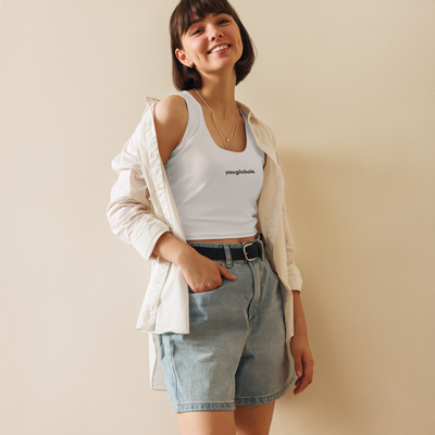 YOU GIRL FIT – Le crop-top qui épouse tes formes avec audace